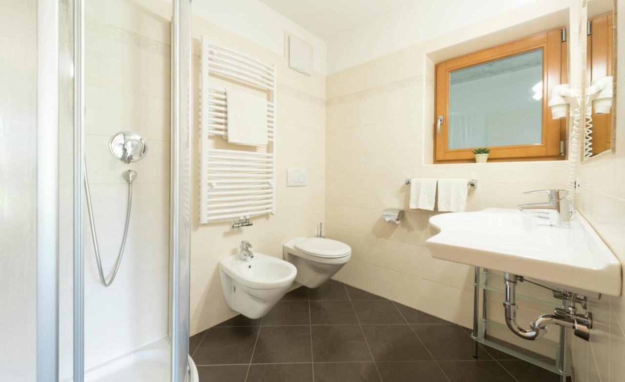 Apartments La Rives Santa Cristina Val Gardena Ngoại thất bức ảnh