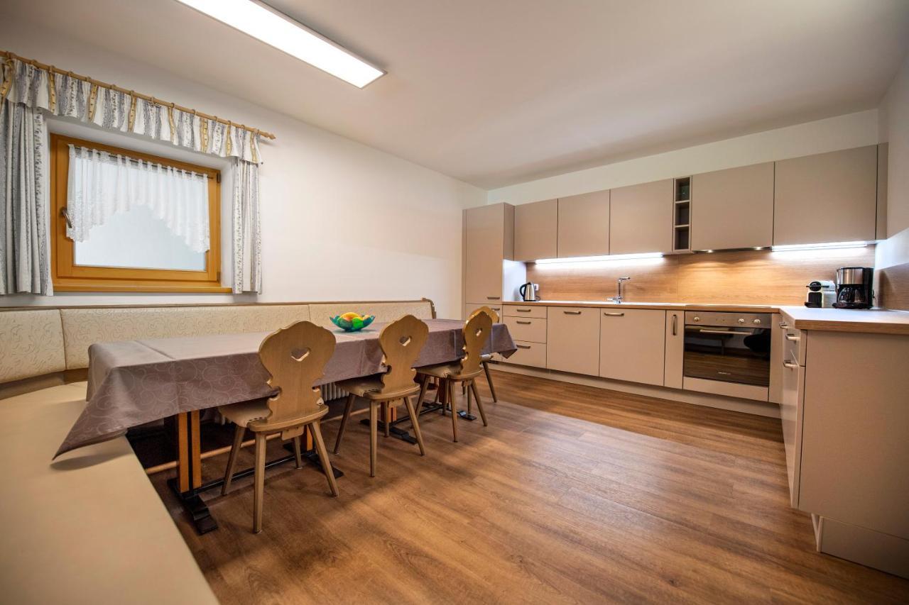 Apartments La Rives Santa Cristina Val Gardena Ngoại thất bức ảnh