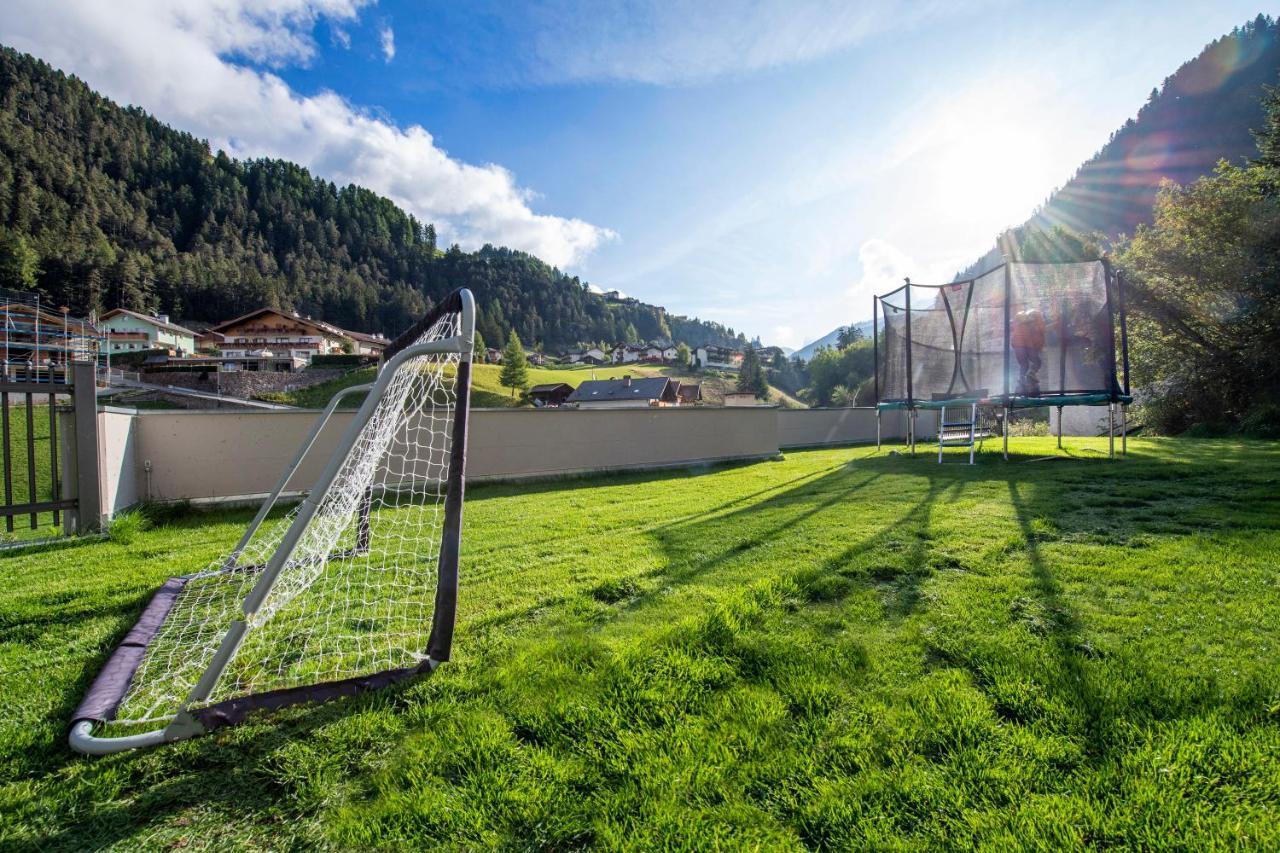 Apartments La Rives Santa Cristina Val Gardena Ngoại thất bức ảnh