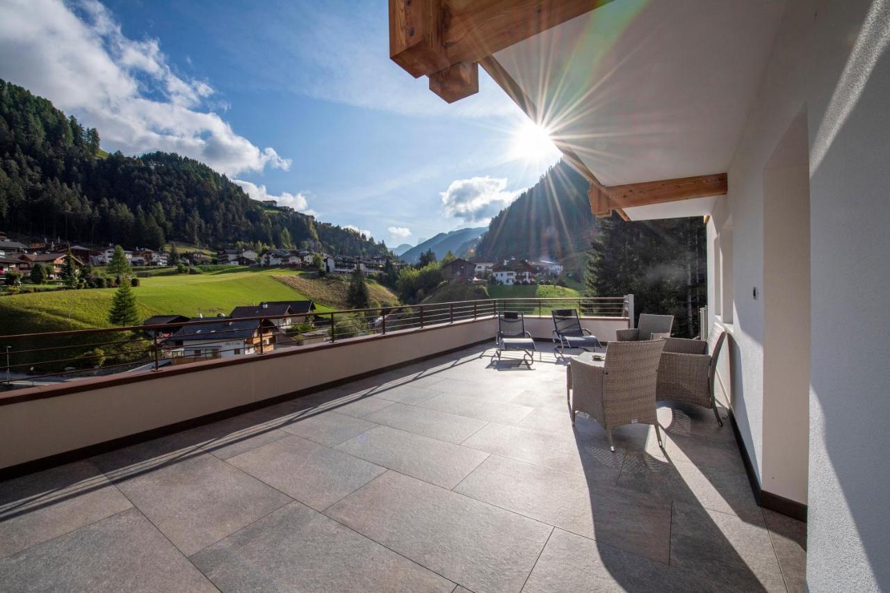 Apartments La Rives Santa Cristina Val Gardena Ngoại thất bức ảnh