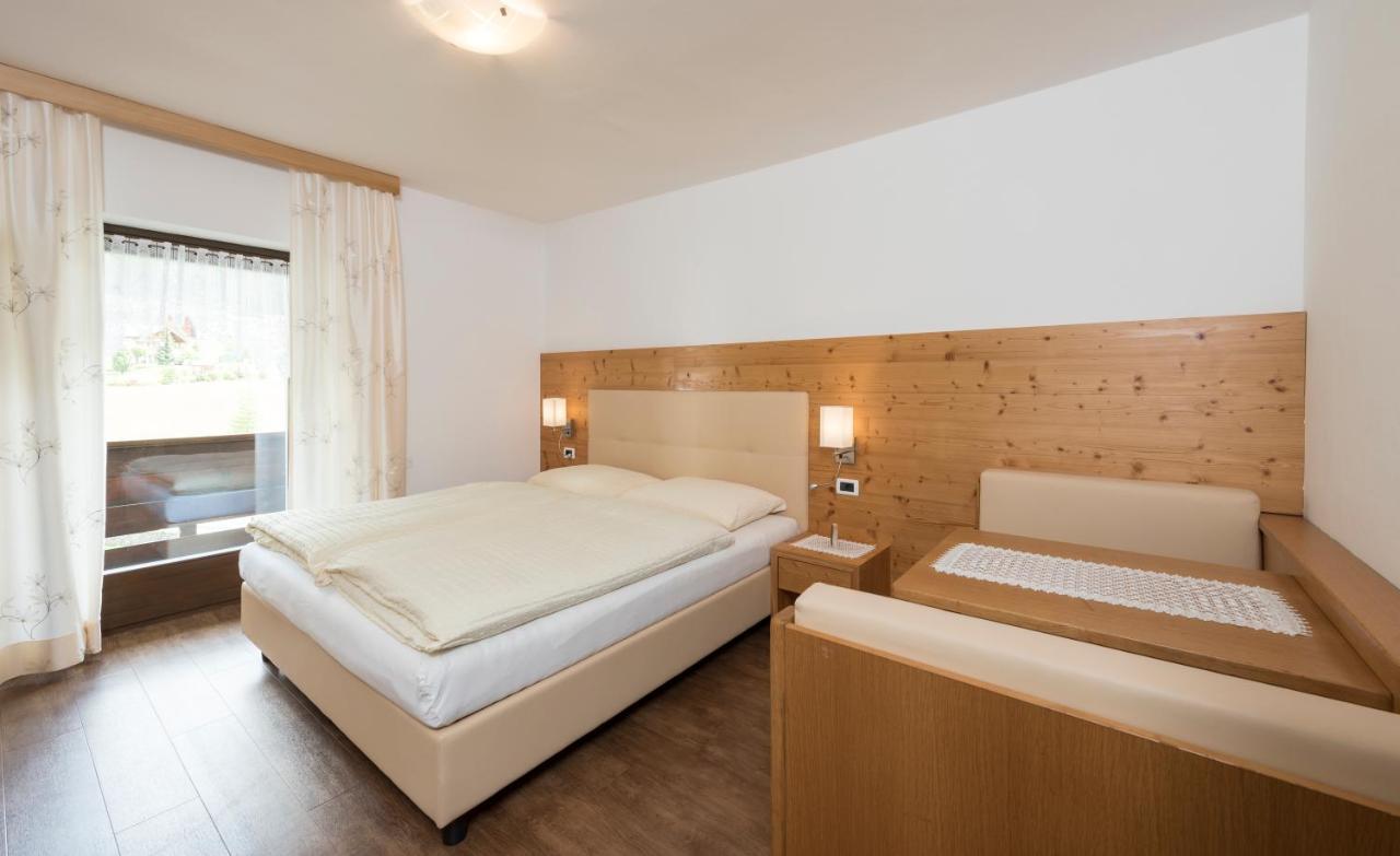 Apartments La Rives Santa Cristina Val Gardena Ngoại thất bức ảnh